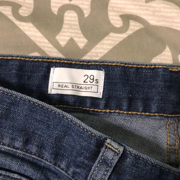 Straight leg ripped jeans - Picture 2 of 4